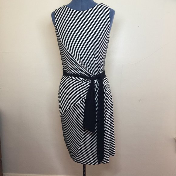 Suzi Chin for Maggy Boutique Black and Cream Striped Dress Size 8 - Picture 1 of 6